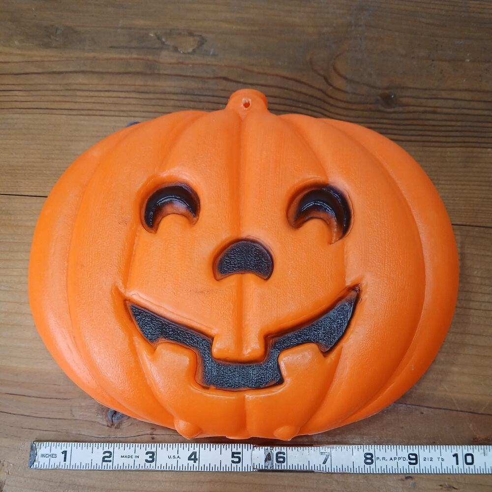 Vintage Blow Mold Jack O Lantern Hanging Halloween Pumpkin Works! 57in cord - Picture 2 of 7